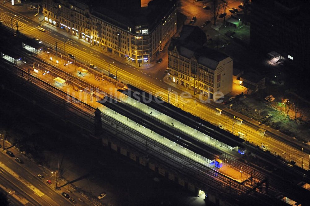 Dresden bei Nacht von oben - Bahnhof Dresden Mitte bei Nacht