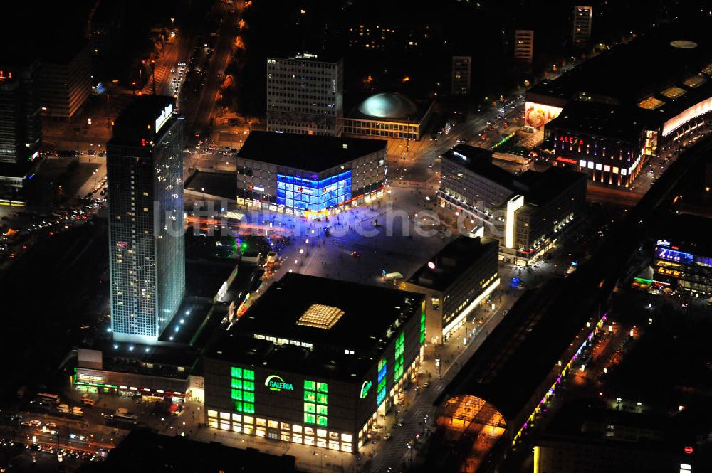 Berlin bei Nacht von oben - Berlin bei Nacht / Festival of Lights Alexanderplatz