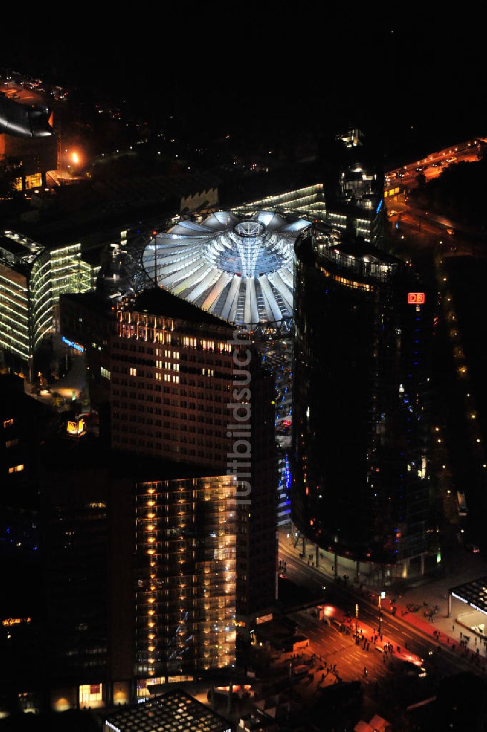 Nachtluftbild Berlin - Berlin bei Nacht / Festival of Lights Potsdamer Platz