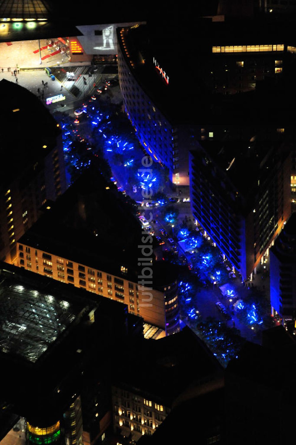 Berlin bei Nacht aus der Vogelperspektive: Berlin bei Nacht / Festival of Lights Potsdamer Platz