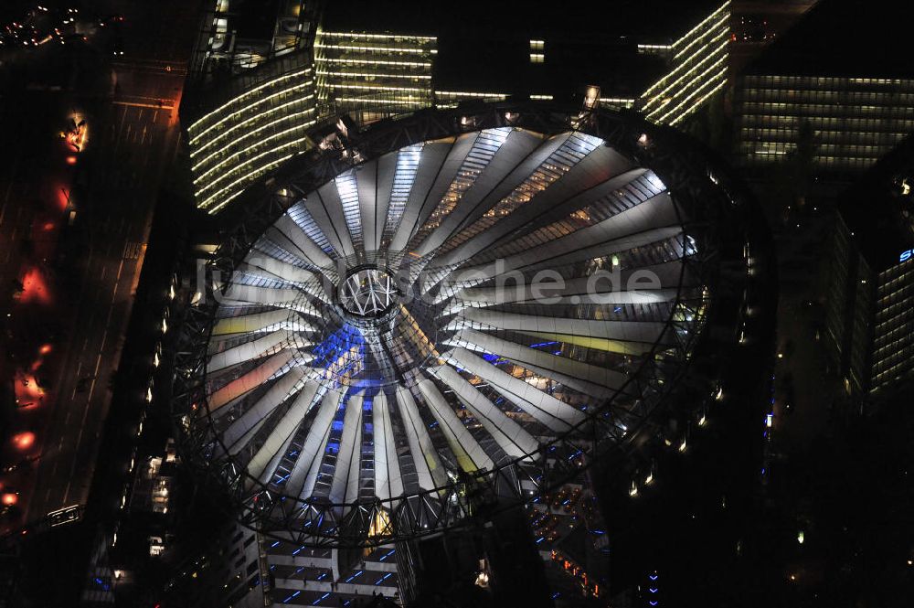 Nacht-Luftaufnahme Berlin - Berlin bei Nacht / Festival of Lights Sony Center