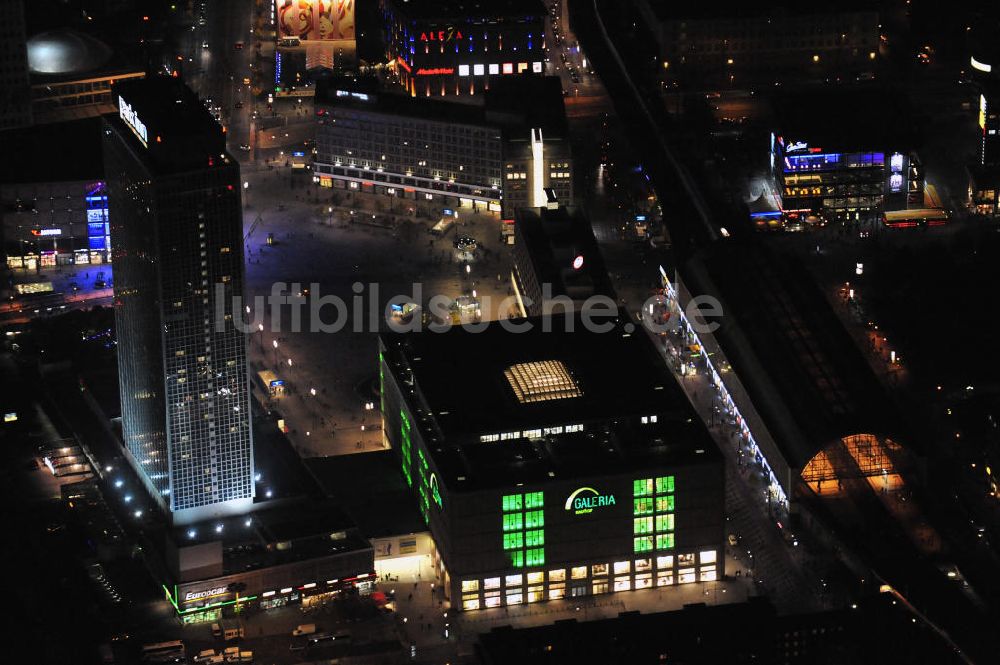 Berlin bei Nacht aus der Vogelperspektive: Berlin bei Nacht Galeria Kaufhof