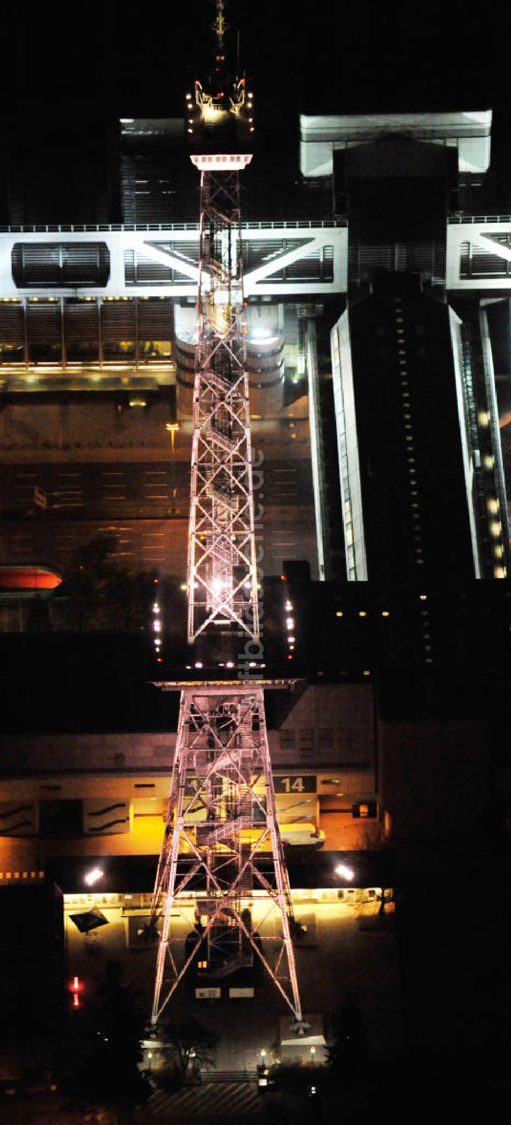 Nachtluftbild Berlin - Berliner Funkturm in Berlin-Charlottenburg bei Nacht / at Night