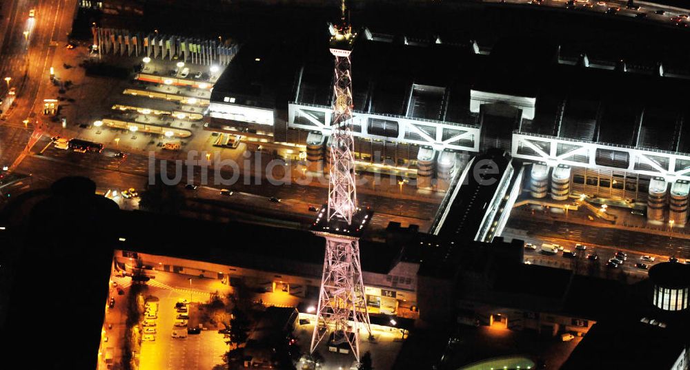 Berlin bei Nacht aus der Vogelperspektive: Berliner Funkturm in Berlin-Charlottenburg bei Nacht / at Night