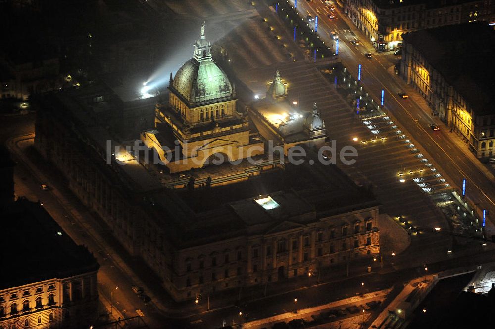 Leipzig bei Nacht von oben - Bundesverwaltungsgericht Leipzig bei Nacht