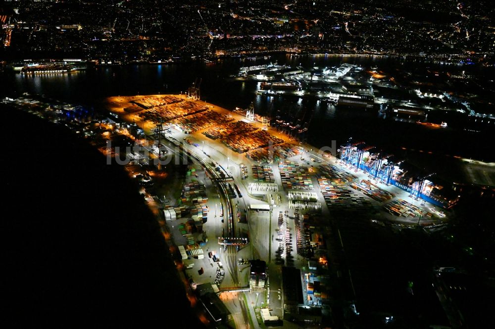 Hamburg bei Nacht von oben - Nachtluftbild Containerterminal Tollerort im Containerhafen im Stadtteil Steinwerder in Hamburg mit dem Klärwerk Köhlbrandhöft