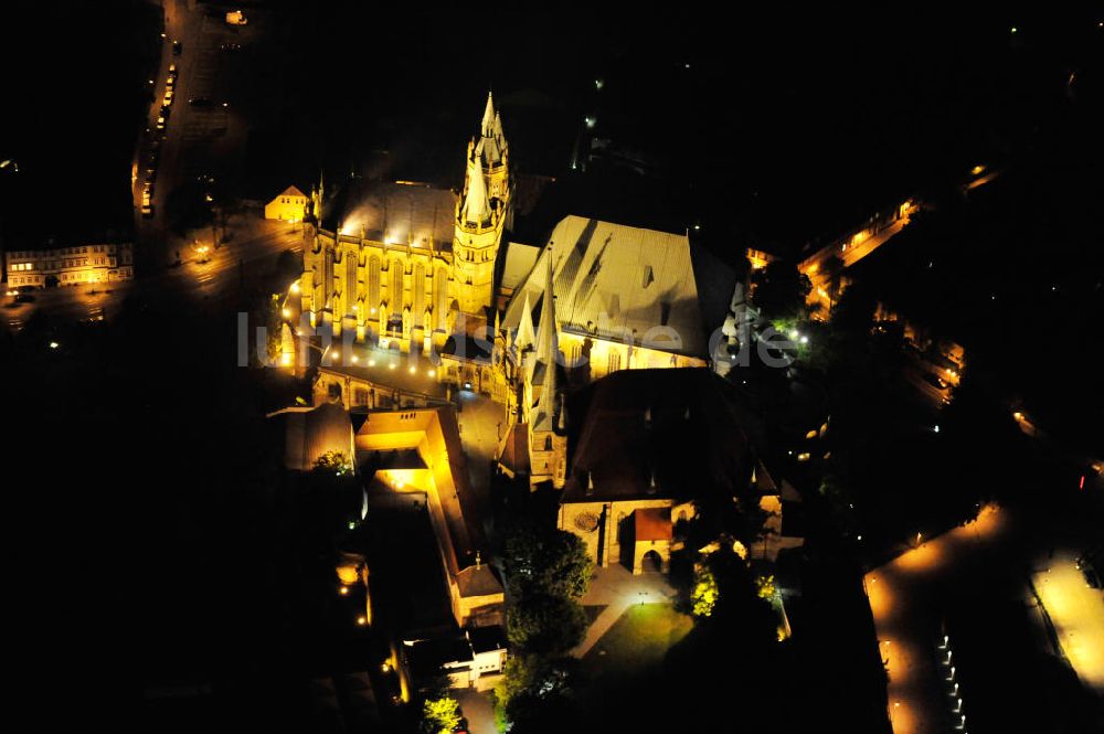 Erfurt bei Nacht von oben - Der Domberg in Erfurt bei Nacht