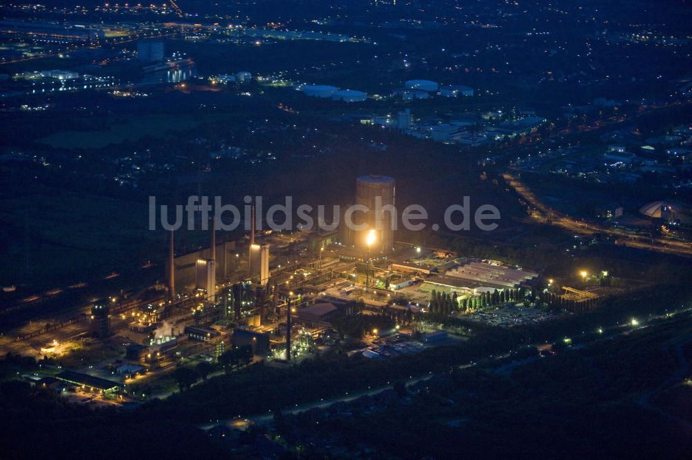 Bottrop bei Nacht aus der Vogelperspektive: Nachtluftbild der Kokerei Prosper in Bottrop