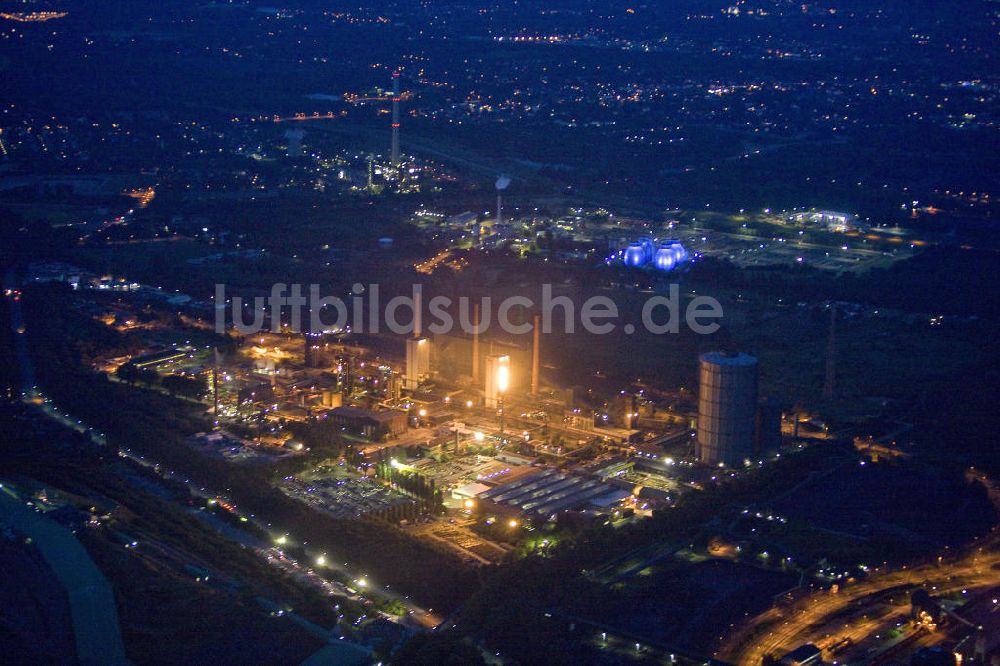 Bottrop bei Nacht von oben - Nachtluftbild der Kokerei Prosper in Bottrop