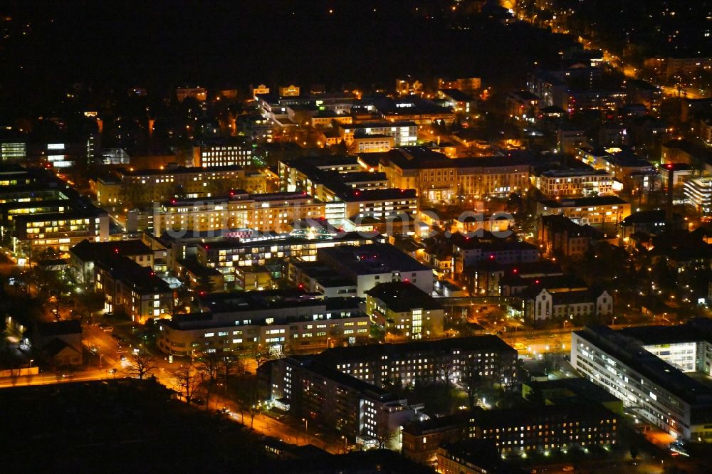 Nachtluftbild Dresden - Nachtluftbild des Klinikgelände an der Fetscherstraße in Dresden im Bundesland Sachsen, Deutschland