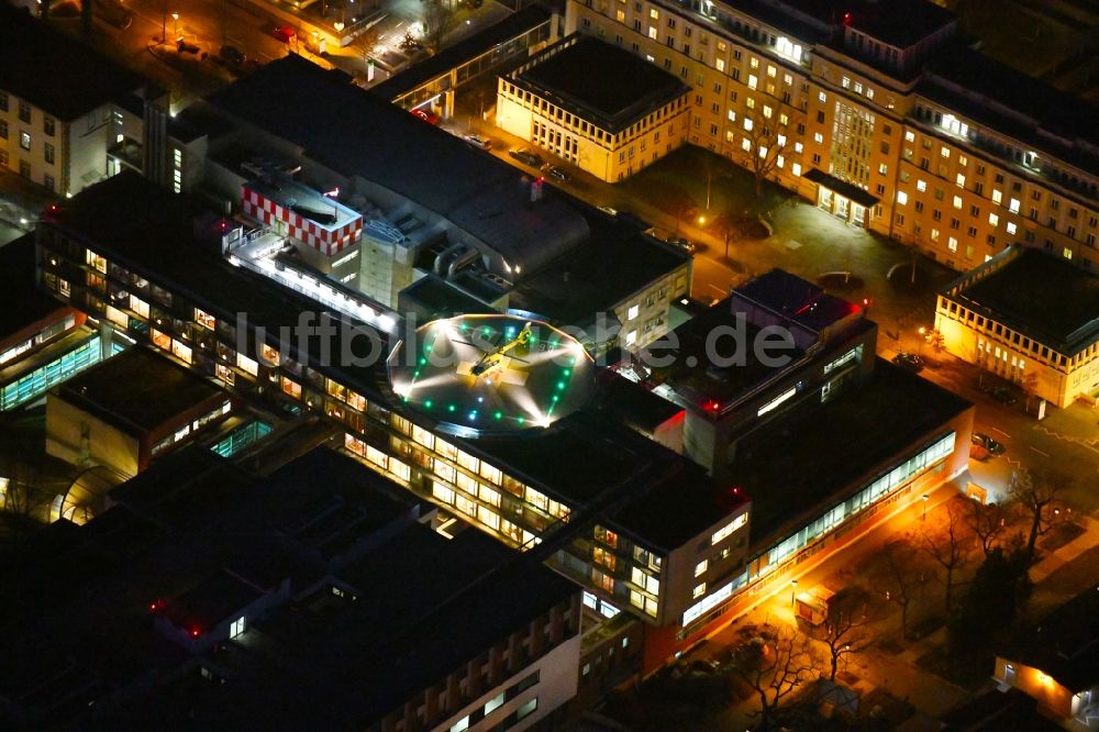 Nachtluftbild Dresden - Nachtluftbild des Klinikgelände an der Fetscherstraße in Dresden im Bundesland Sachsen, Deutschland