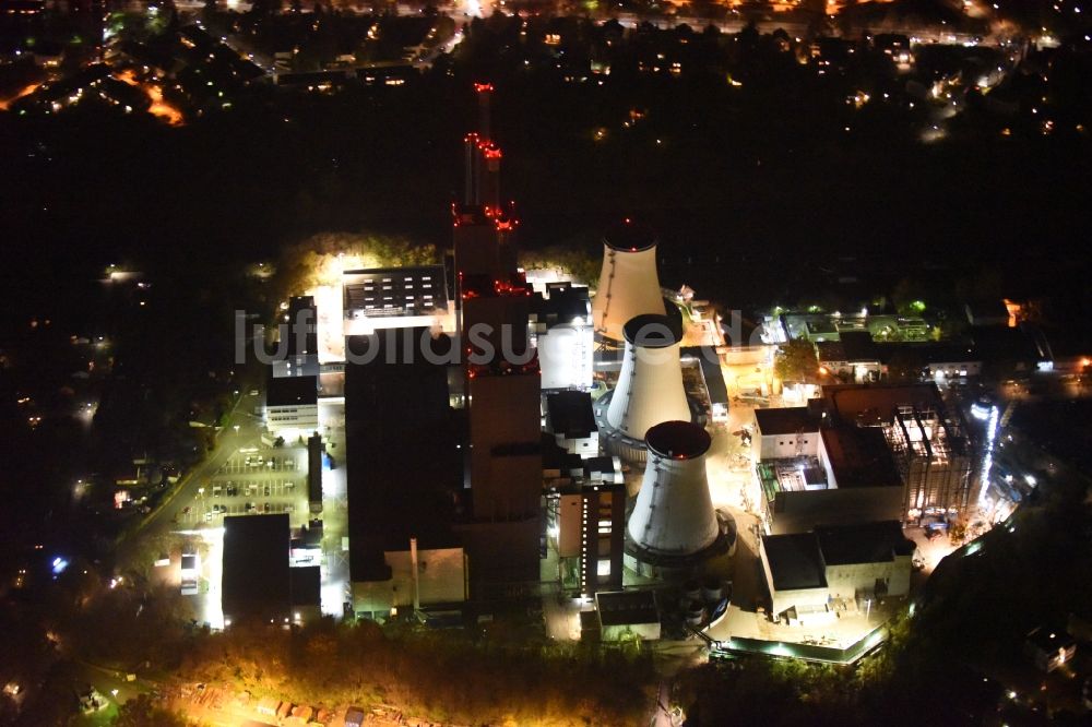 Nacht-Luftaufnahme Berlin - Nachtluftbild des Kraftwerk Berlin Lichterfelde