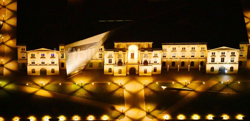 Nachtluftbild Dresden - Nachtluftbild des Militärhistorischen Museum der Bundeswehr ( MHM ) in Dresden im Bundesland Sachsen