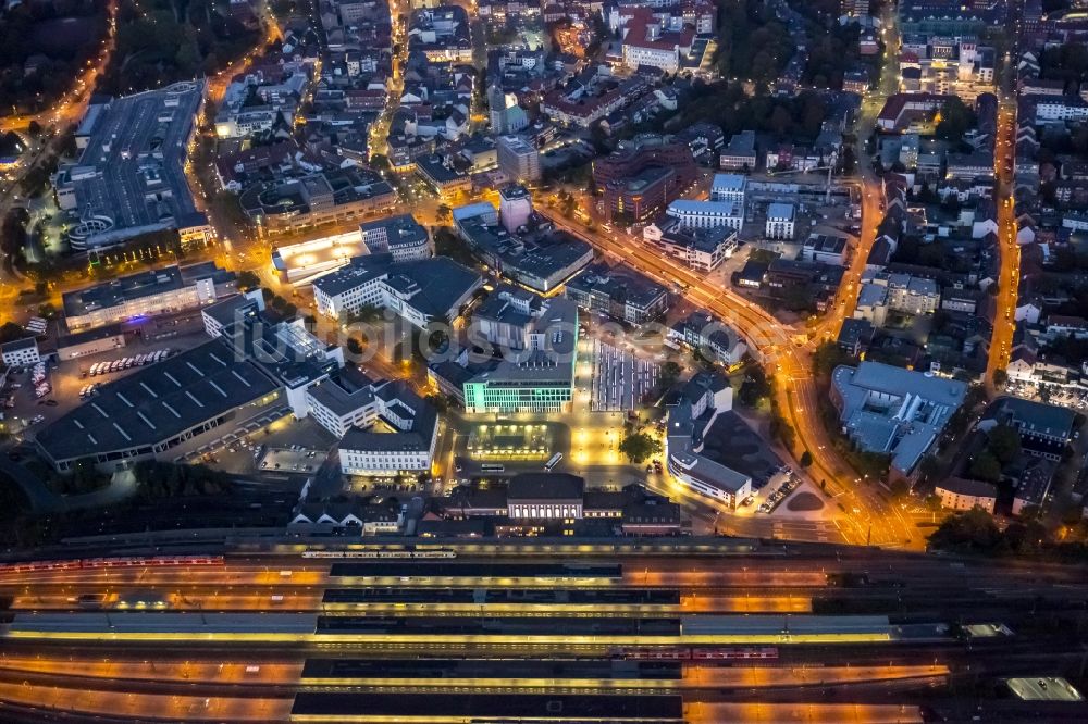 Nacht-Luftaufnahme Hamm - Nachtluftbild des Stadtumbaus in Hamm im Bundesland Nordrhein-Westfalen