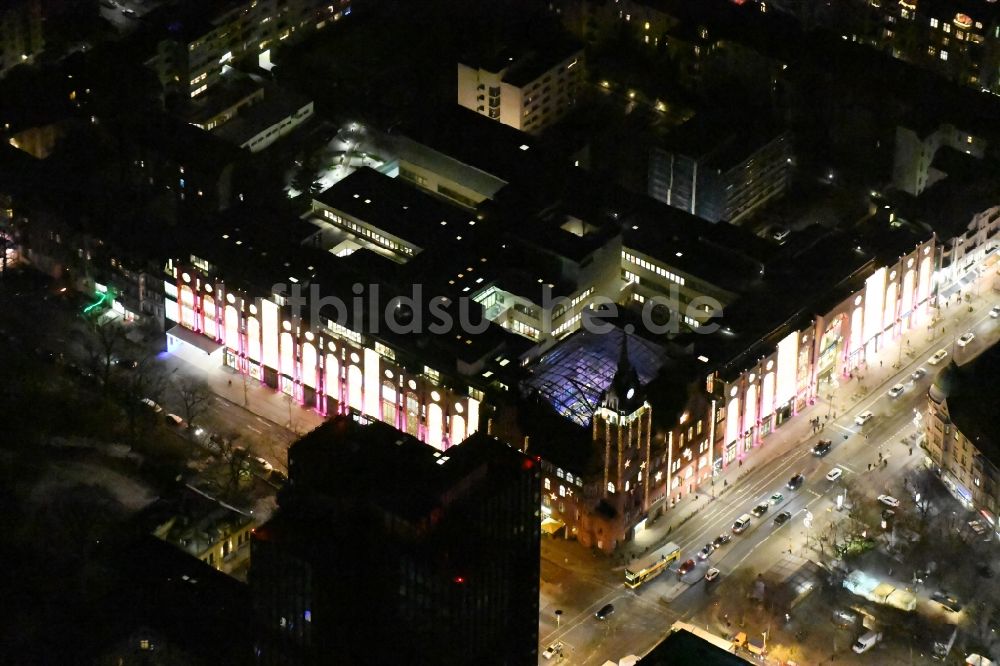 Nachtluftbild Berlin - Nachtluftbild Einkaufszentrum „ Das Schloss “ in der Schloßstraße in Berlin - Steglitz