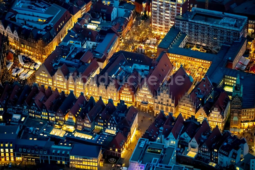 Nacht-Luftaufnahme Münster - Nachtluftbild Fachwerkhaus- und Mehrfamilienhaus- Wohngebiet in Münster im Bundesland Nordrhein-Westfalen, Deutschland