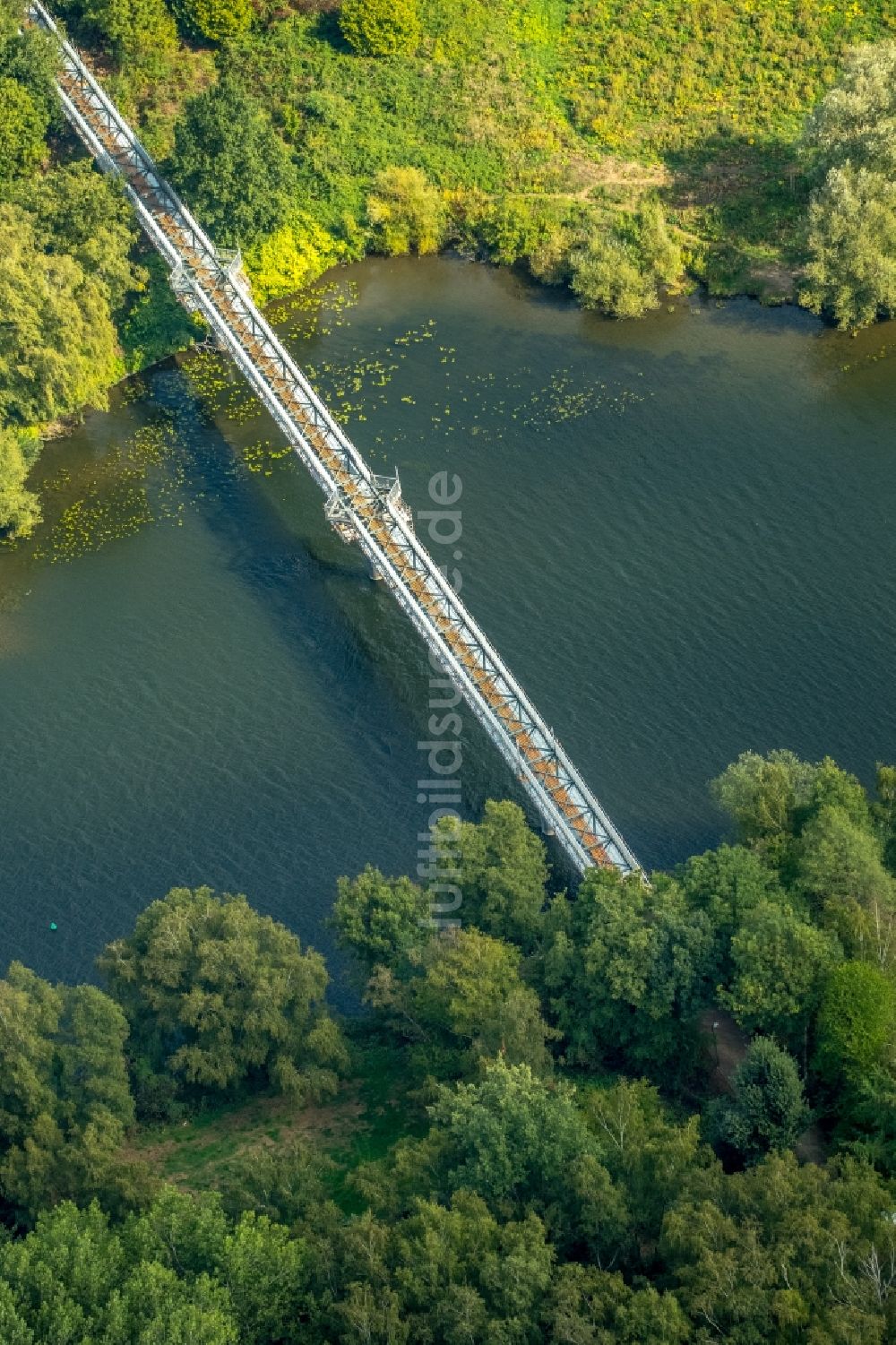 Nachtluftbild Witten - Fluß - Brückenbauwerk Nachtigallbrücke - Witten in Witten im Bundesland Nordrhein-Westfalen, Deutschland