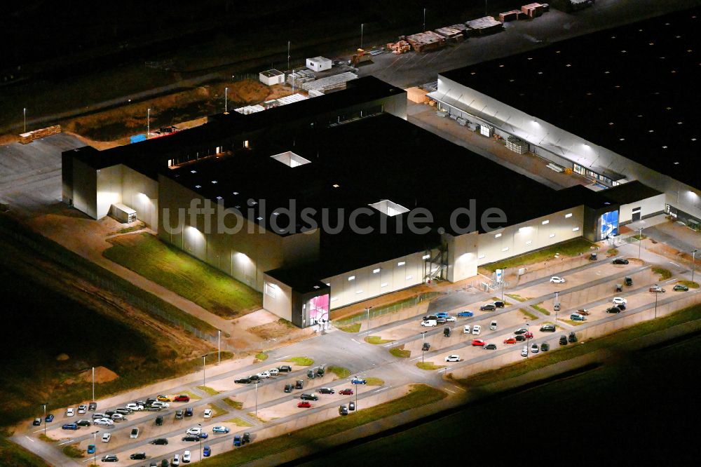 Nachtluftbild Mühlhausen - Nachtluftbild Gebäudekomplex und Gelände des Logistikzentrums DEHN Logistikcenter in Mühlhausen im Bundesland Bayern, Deutschland