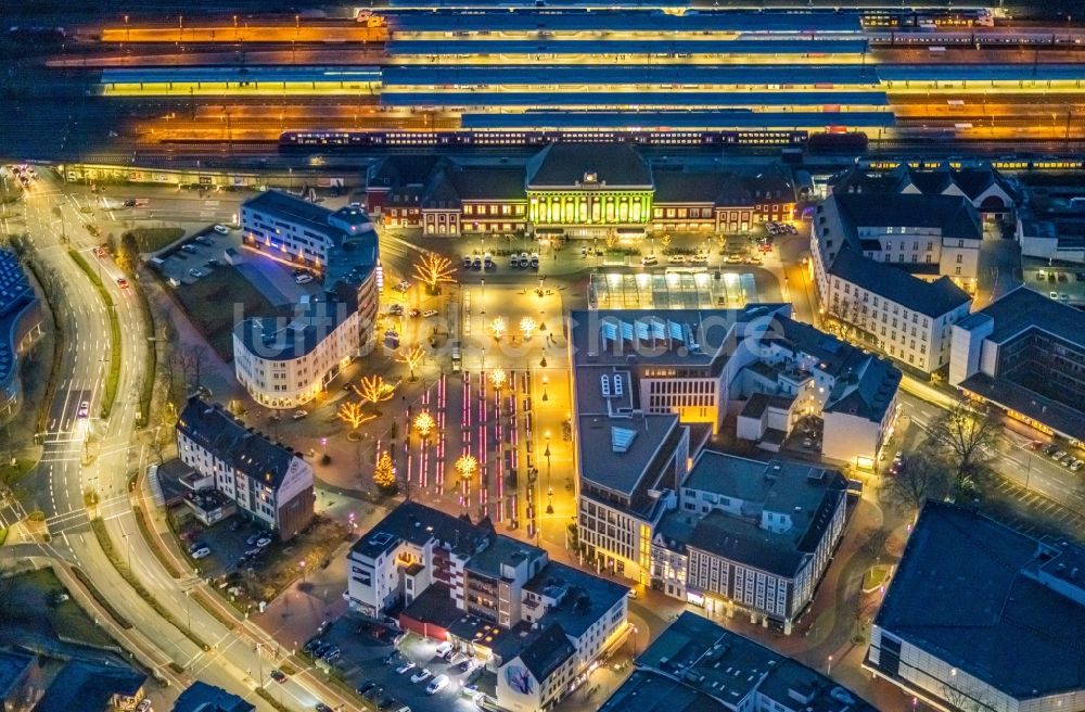 Nacht-Luftaufnahme Hamm - Nachtluftbild Gebäudekomplex der Hochschule SRH Hochschule für Logistik und Wirtschaft in Hamm im Bundesland Nordrhein-Westfalen, Deutschland