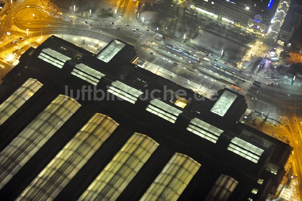 Nacht-Luftaufnahme Leipzig - Hauptbahnhof Leipzig bei Nacht