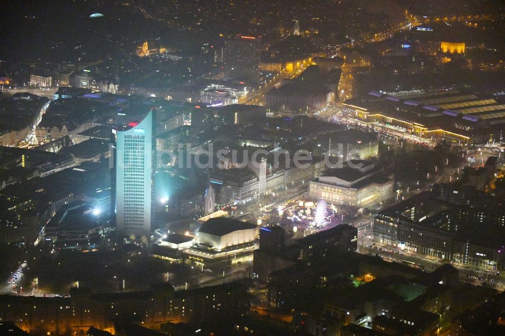 Nacht-Luftaufnahme Leipzig - Nachtluftbild Innenstadtbereich in Leipzig im Bundesland Sachsen, Deutschland