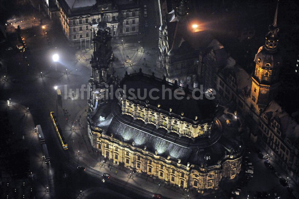 Nachtluftbild Dresden - Katholische Hofkirche Dresden bei Nacht