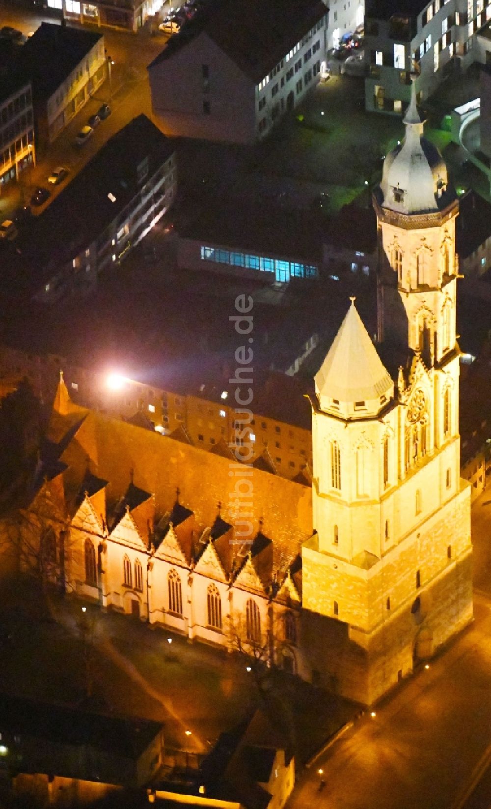 Nacht-Luftaufnahme Braunschweig - Nachtluftbild Kirchengebäude St. Andreaskirche in Braunschweig im Bundesland Niedersachsen, Deutschland