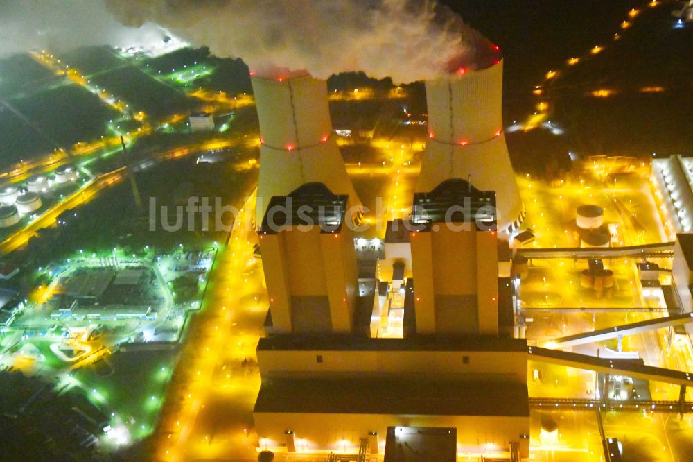 Nachtluftbild Lippendorf - Nachtluftbild Kraftwerksanlagen des Heizkraftwerkes in Lippendorf im Bundesland Sachsen, Deutschland