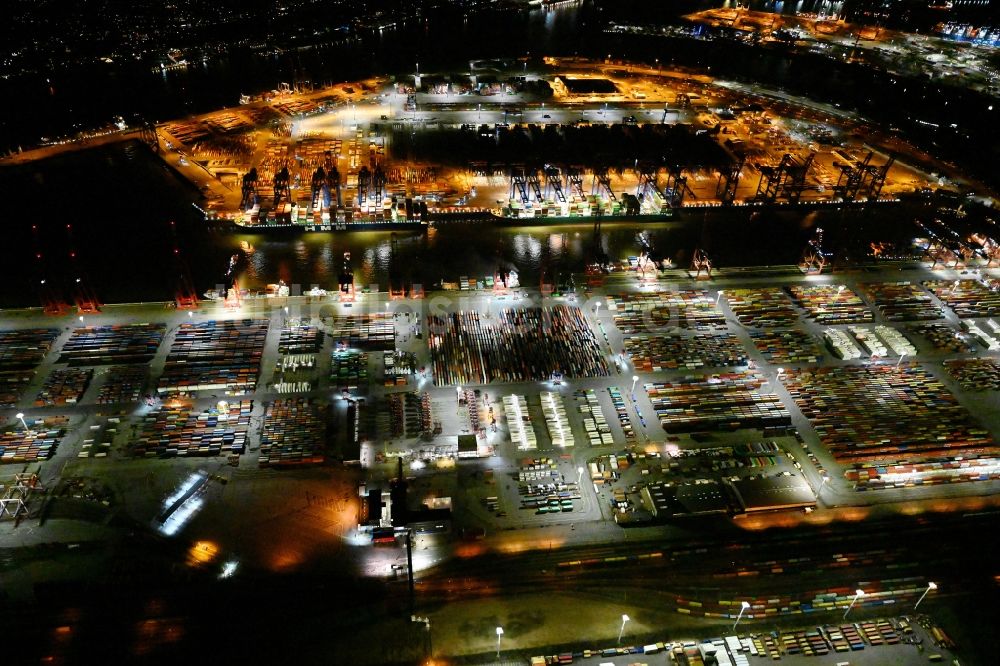 Hamburg bei Nacht aus der Vogelperspektive: Nachtluftbild Logistics Container Terminal Burchardkai am Hamburger Hafen in Hamburg