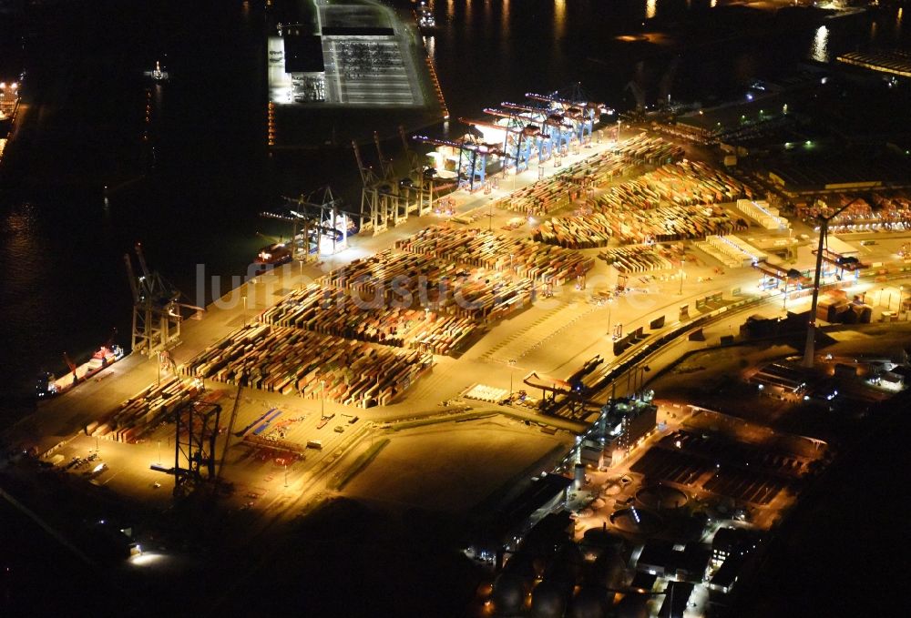 Hamburg bei Nacht von oben - Nacht- Beleuchtung des Areales Hamburger Hafen der HHLA in Hamburg