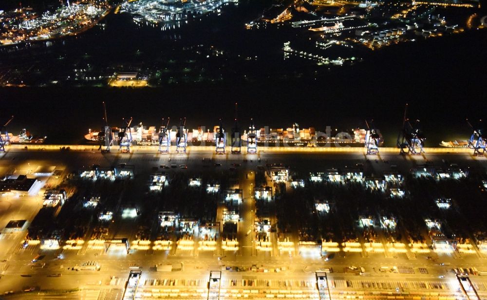 Hamburg bei Nacht von oben - Nacht- Beleuchtung des Areales Hamburger Hafen der HHLA in Hamburg