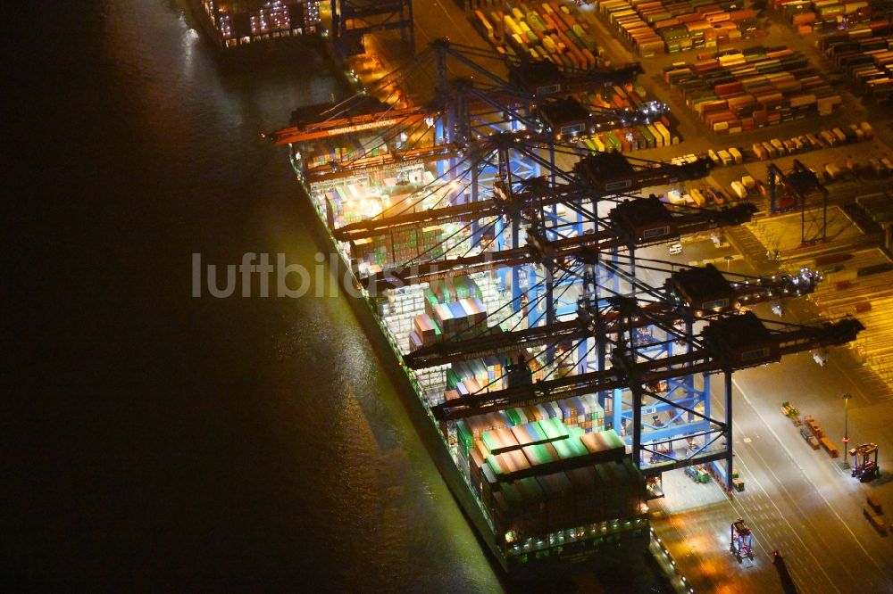 Nacht-Luftaufnahme Hamburg - Nacht- Beleuchtung des Areales Hamburger Hafen der HHLA in Hamburg