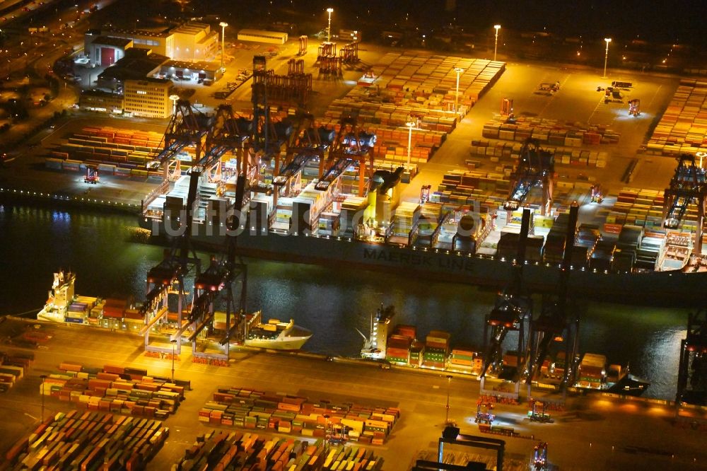 Hamburg bei Nacht von oben - Nacht- Beleuchtung des Areales Hamburger Hafen der HHLA in Hamburg