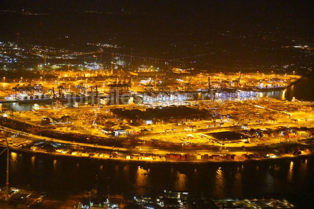 Nachtluftbild Hamburg - Nacht- Beleuchtung des Areales Hamburger Hafen der HHLA in Hamburg