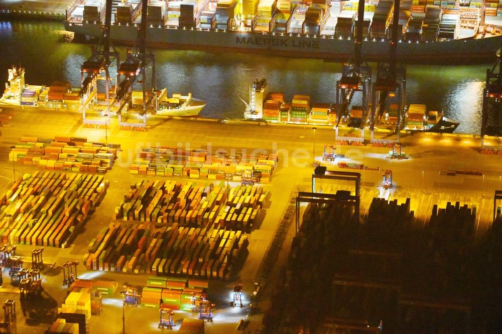 Hamburg bei Nacht von oben - Nacht- Beleuchtung des Areales Hamburger Hafen der HHLA in Hamburg