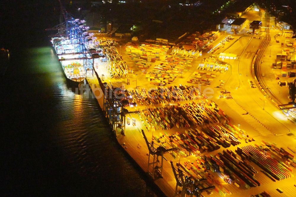 Hamburg bei Nacht von oben - Nacht- Beleuchtung des Areales Hamburger Hafen der HHLA in Hamburg