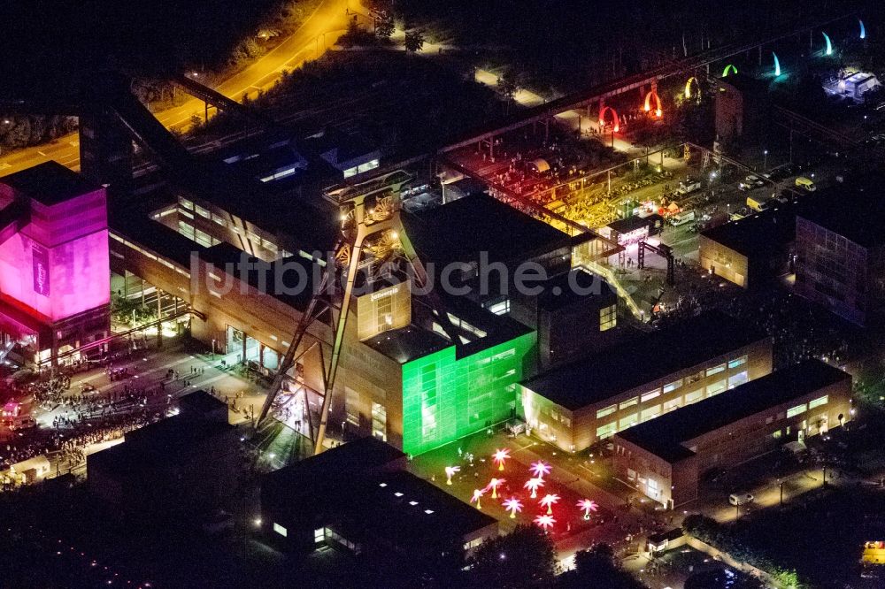 Nachtluftbild Essen - Nacht der Industriekultur im Rahmen der Aktion Extraschicht 2012 über dem Weltkulturerbe Zollverein Essen