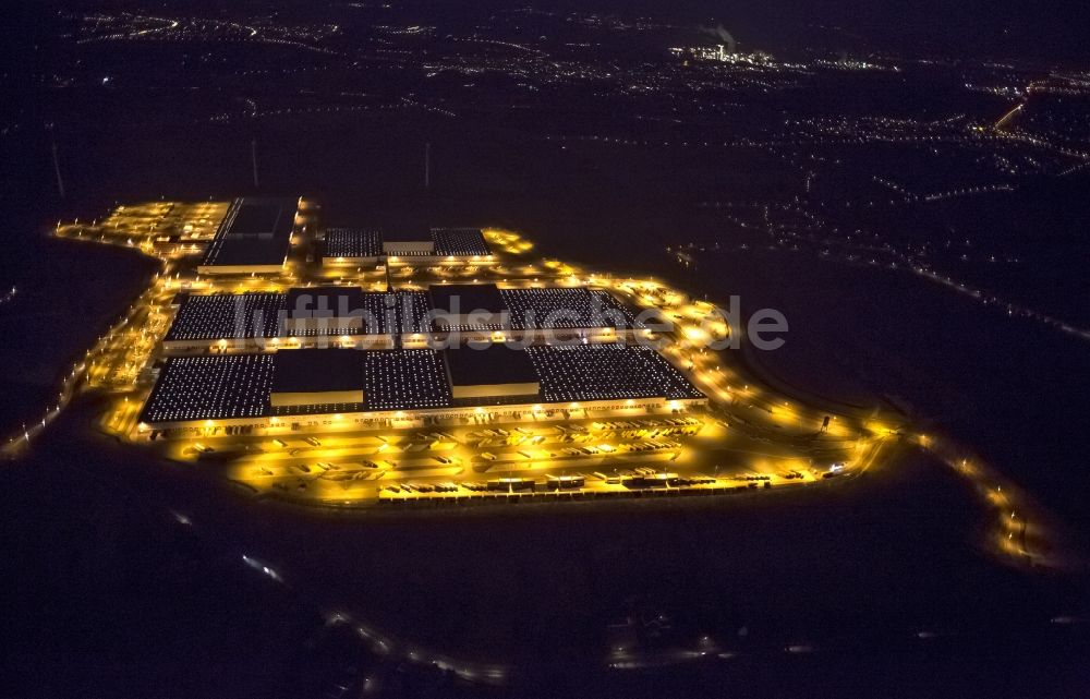 Dortmund bei Nacht von oben - Nacht- Luftbild der Europazentrale Logistikzentrum IKEA in Dortmund im Bundesland Nordrhein-Westfalen