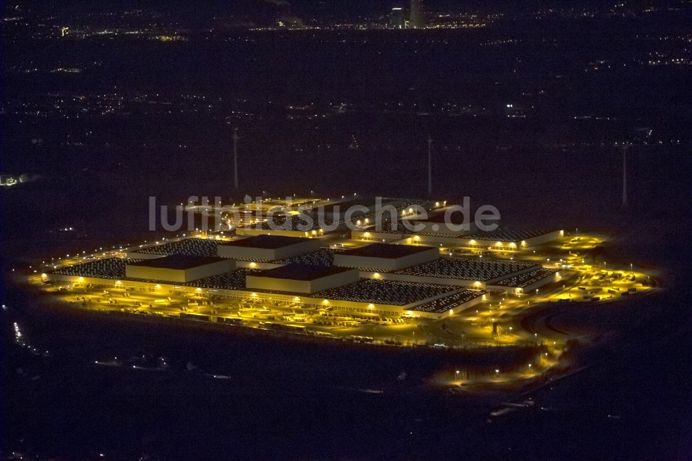 Dortmund bei Nacht von oben - Nacht- Luftbild der Europazentrale Logistikzentrum IKEA in Dortmund im Bundesland Nordrhein-Westfalen