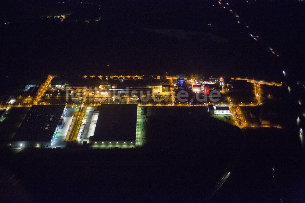 Herten bei Nacht von oben - Nacht- Luftbild vom Zechenturm der Zeche Ewald in Herten zur Nacht der Industriekultur im Rahmen der Aktion Extraschicht 2012