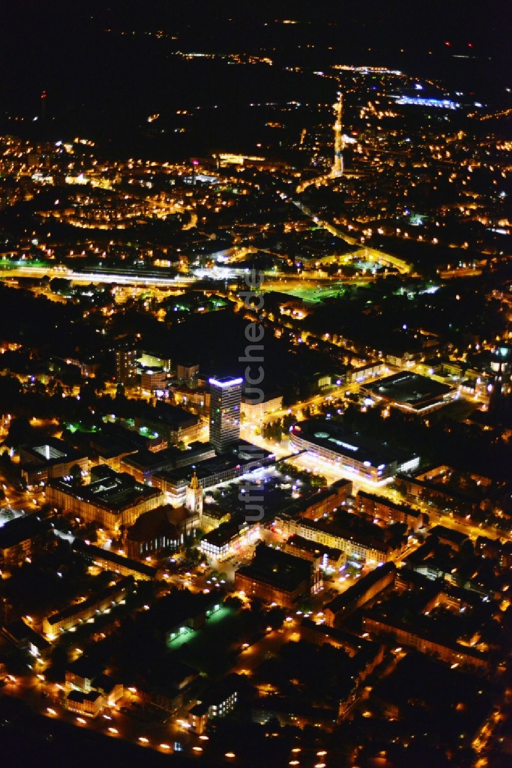 Frankfurt Oder bei Nacht von oben - Nacht- Stadtansicht von Frankfurt Oder im Bundesland Brandenburg