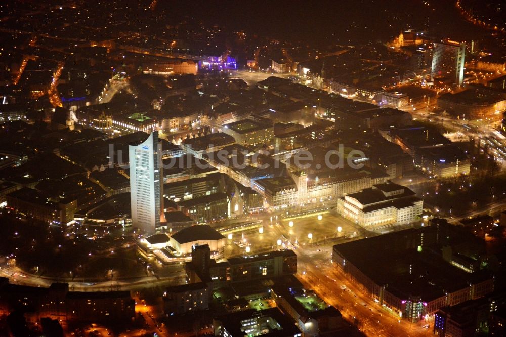 Leipzig bei Nacht von oben - Nacht- Stadtansicht der Innenstadt der sächsischen Großstadt mit dem Altstadt - Zentrum von Leipzig im Bundesland Sachsen