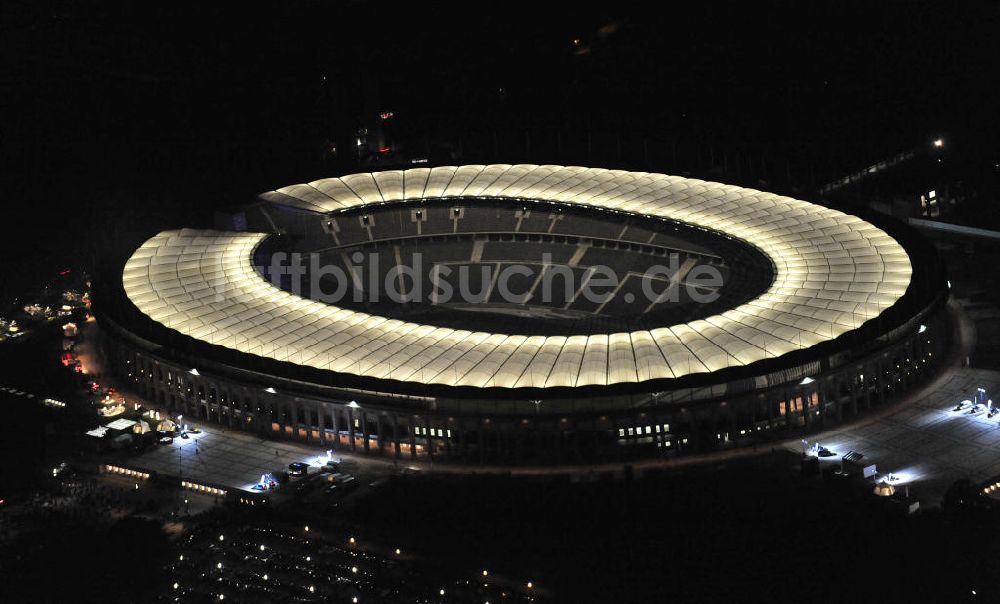 Nacht-Luftaufnahme Berlin - Nachtaufnahme Berliner Olympiastadion