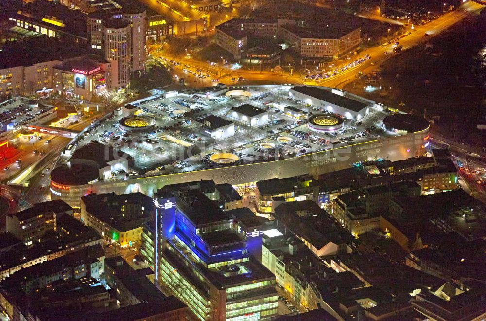 Nachtluftbild Essen - Nachtaufnahme Einkaufszentrum Limbecker Platz der ECE in Essen