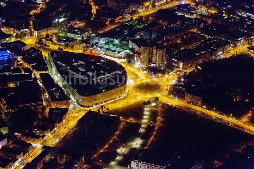 Essen bei Nacht von oben - Nachtaufnahme Einkaufszentrum Limbecker Platz der ECE in Essen