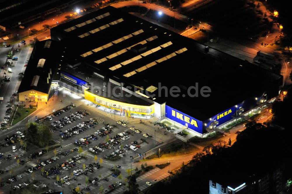 Nachtluftbild Berlin - Nachtaufnahme / Night shot Ikea Berlin-Tempelhof