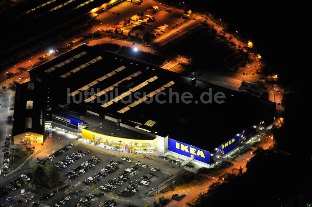 Nacht-Luftaufnahme Berlin - Nachtaufnahme / Night shot Ikea Berlin-Tempelhof