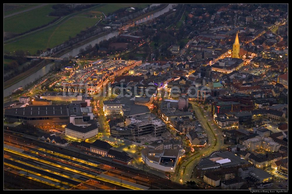 Nacht-Luftaufnahme Hamm - Nachtaufnahme Stadtzentrum und Innenstadt in Hamm in Nordrhein-Westfalen