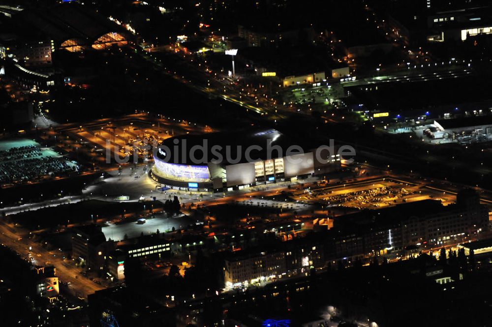 Nachtluftbild Berlin - O2 World Arena Berlin-Friedrichshain bei Nacht / at Night