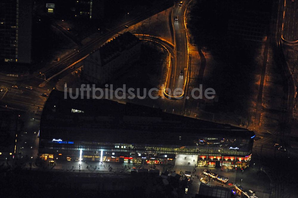 Nachtluftbild Dresden - Prager Spitze in Dresden bei Nacht